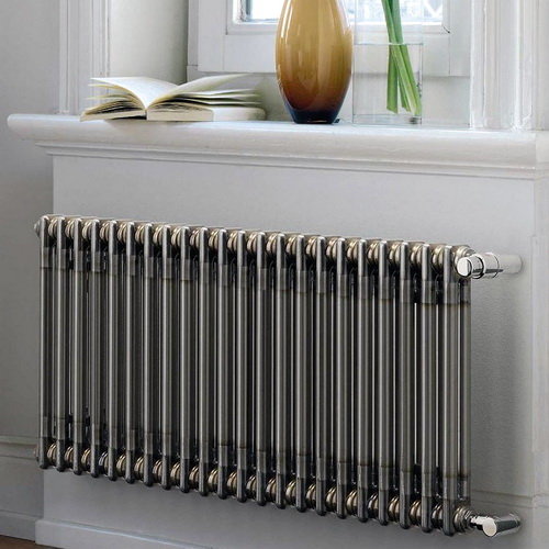 Zehnder Charleston Completto 3057/28 секций V002 1/2" Technoline  нижнее подключение (прозрачный лак)